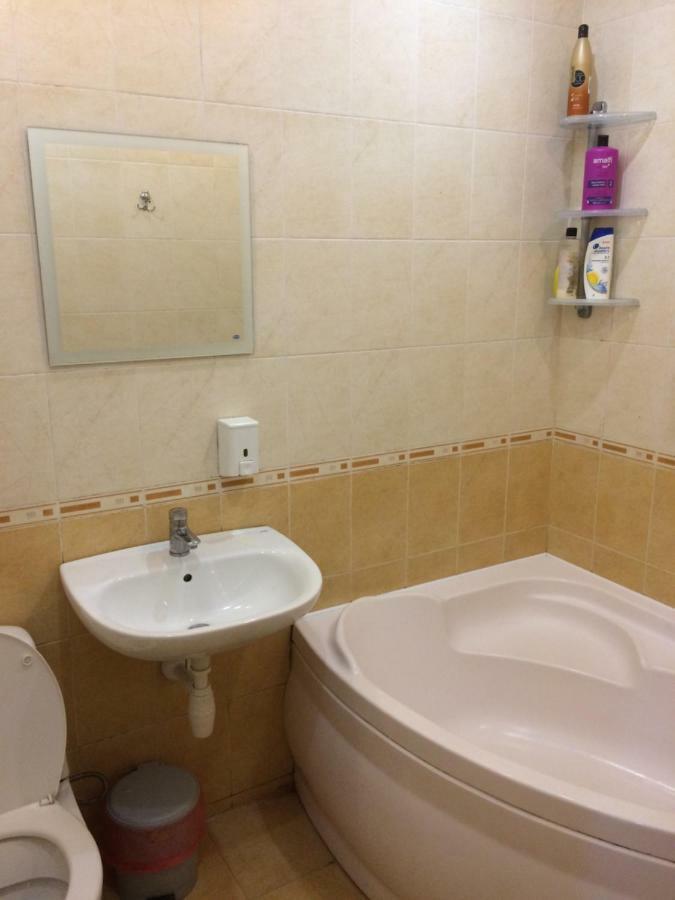 Room In The Guest House โอเดสซา ภายนอก รูปภาพ